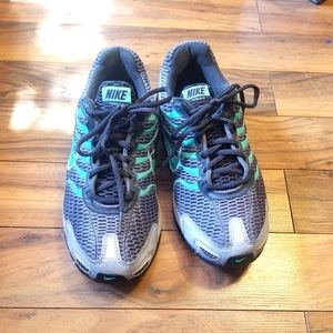 Nike Torch4 air max athletic shoes